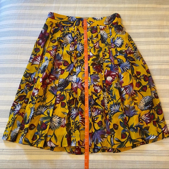 J crew yellow gold purple blue floral silk pleated skirt size 4 - Picture 3 of 9